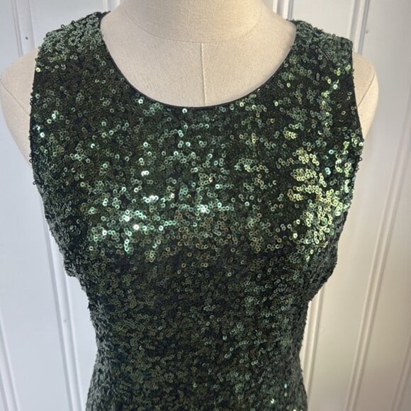 “Belle” Badgley Mischka Emerald Sequin Mini Formal Dress size 14 - Picture 2 of 10